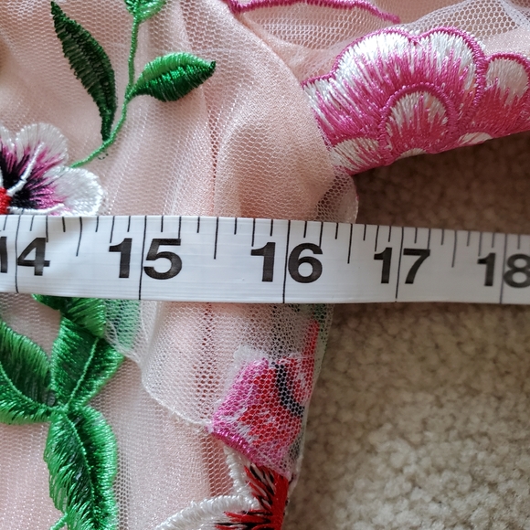 Chicwish embroidered pink mesh floral short dress Medium (fits size small) prom - Picture 13 of 16